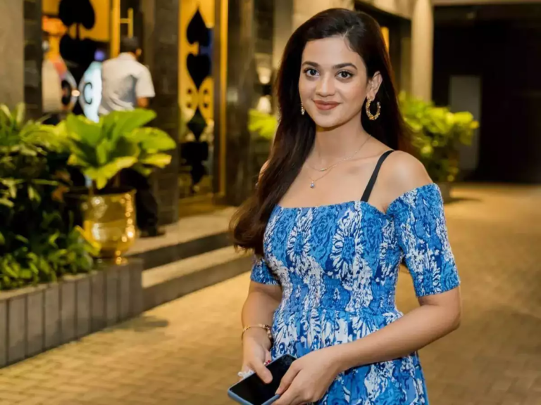 Shruti Sharma Age, Biography, Wiki, Family, Address, Hometown, Photos ...