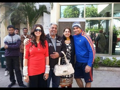 Vivian Dsena Family