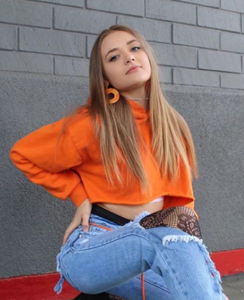 Reylynn Caster Biography, Wiki, Age, Family, Hometown, Photos, Height ...