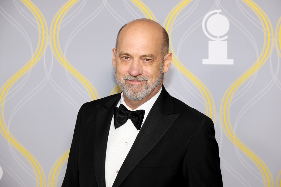 Anthony Edwards Biography, Age, Family, Wife, Hometown, Photos, Films