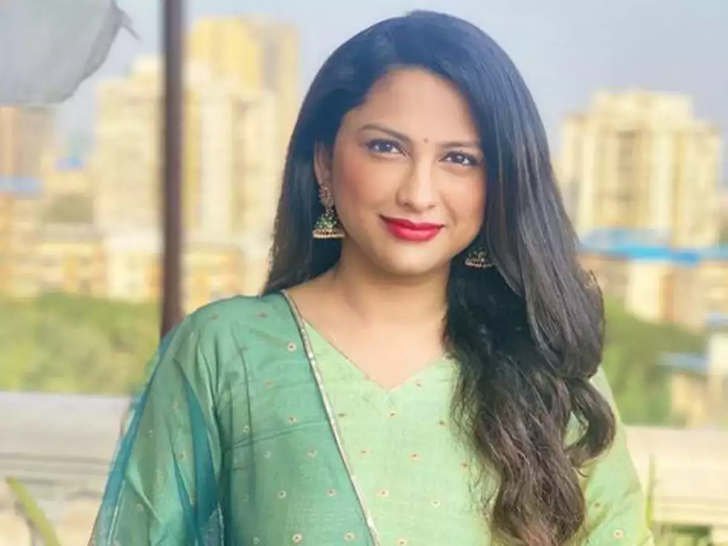 Rucha Hasabnis Biography