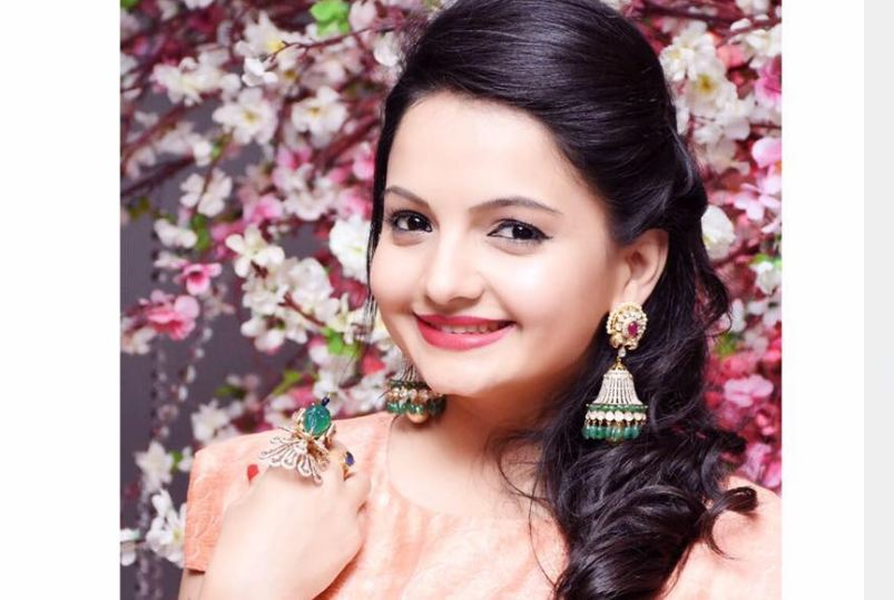 Giaa Manek Biography