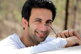 Nandish Sandhu Biography